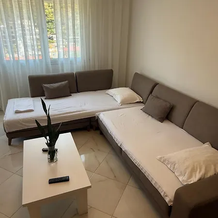 Family-friendly Apartamento Vlorë