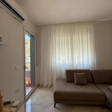Family-friendly Vlorë