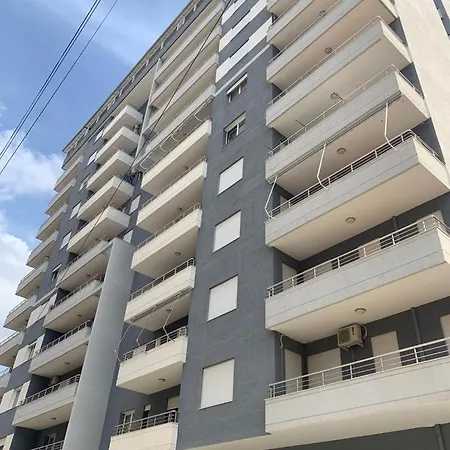 아파트 Family-friendly